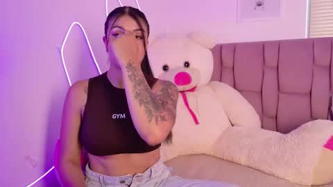 Sophia Carson online show from October 25, 9:09 pm