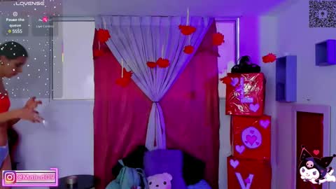 sophia_milano online show from February 13, 12:00 pm