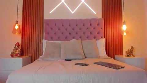 sophia_turneer online show from January 14, 9:31 pm