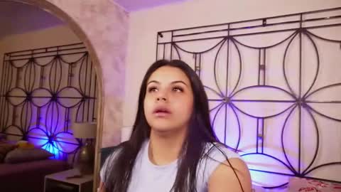 Sofi online show from December 18, 11:16 am