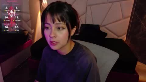 Sophi  online show from November 10, 11:20 am