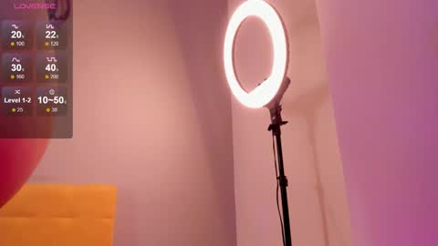 Snapshot of sophiaa_sensual chatting on October 16, 1:39 am Sophia online show from October 16, 1:39 am