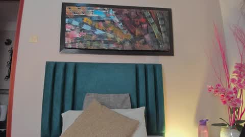 Snapshot of sophiacolliins chatting on September 12, 12:33 am sophiacolliins online show from September 12, 12:33 am