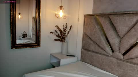 sophia cortes online show from April 24, 9:45 am