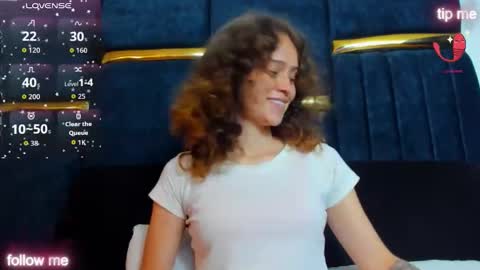 sophiamiller6 online show from April 16, 12:39 pm