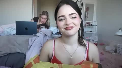 Snapshot of sophiarenae chatting on January 17, 9:18 pm sophiarenae online show from January 17, 9:18 pm