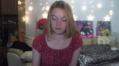 Snapshot of sophiasonata chatting on December 22, 10:15 pm SophiaSonata online show from December 22, 10:15 pm