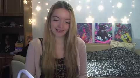 Snapshot of sophiasonata chatting on January 8, 1:31 pm SophiaSonata online show from January 8, 1:31 pm