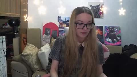 Snapshot of sophiasonata chatting on September 11, 8:20 pm SophiaSonata online show from September 11, 8:20 pm