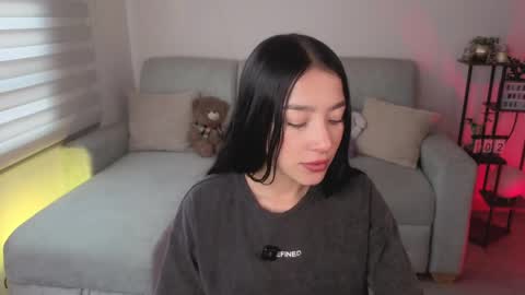 Sophie  online show from April 2, 2:58 pm