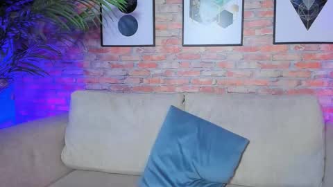 Snapshot of sophie_beaufort chatting on November 26, 11:33 am Sophieeee online show from November 26, 11:33 am