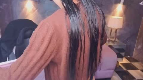 sophie_jones_b online show from April 15, 12:34 pm