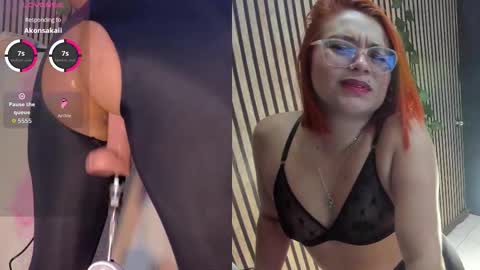 Snapshot of sophie_new25 chatting on September 20, 12:28 pm sophie_new25 online show from September 20, 12:28 pm