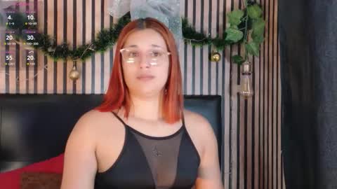 sophie_new25 online show from December 19, 12:34 pm