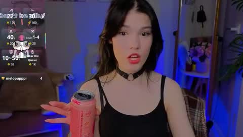 sophie_nomenal_ online show from October 17, 1:57 pm