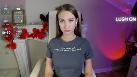 Sophie online show from October 2, 3:30 pm