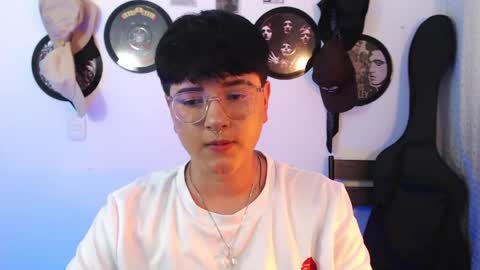 sophie_ross1 online show from April 11, 2:49 am