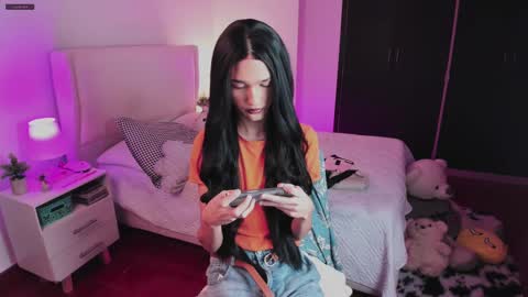 Snapshot of sophiecornett chatting on September 10, 2:00 am online show from September 10, 2:00 am