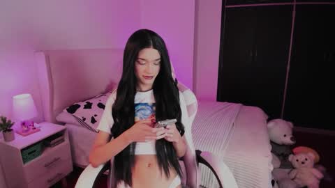 Snapshot of sophiecornett chatting on October 11, 11:36 pm online show from October 11, 11:36 pm