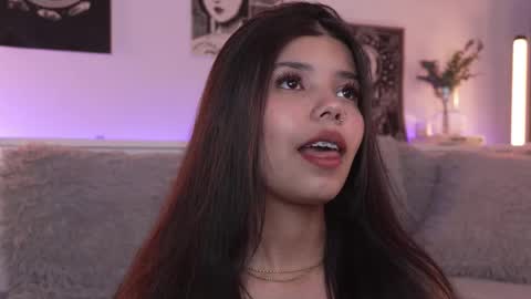 Sophiee  online show from September 23, 7:50 pm