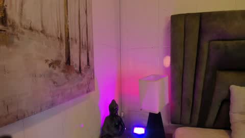 Sophie  online show from March 4, 11:29 am