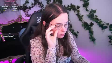 sophieedreams online show from October 15, 2:06 pm