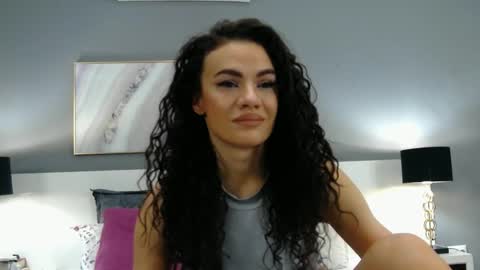 Sophie online show from March 6, 6:26 pm