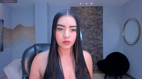 Sophie online show from December 18, 4:07 am