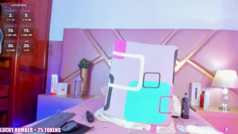 Sophie online show from November 8, 12:38 pm