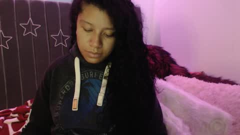 Snapshot of sophiia_dreams chatting on October 31, 1:39 am Sophia this is not my real name online show from October 31, 1:39 am