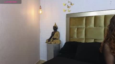 Snapshot of sophiia_gomezz_ chatting on January 27, 12:05 pm sophi online show from January 27, 12:05 pm