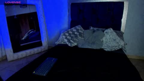 Snapshot of sophiia_gomezz_ chatting on February 25, 8:51 pm sophi online show from February 25, 8:51 pm