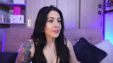 Sophiie online show from April 10, 4:28 am