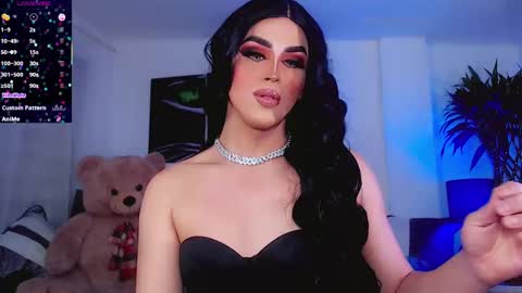 Sophie Sweet online show from October 3, 4:31 am