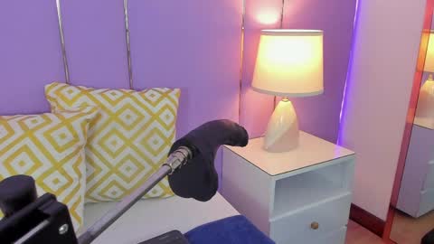 Sophy online show from April 10, 11:48 am