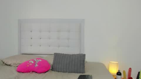 Snapshot of sopphiefox chatting on October 29, 10:44 pm Sofia online show from October 29, 10:44 pm