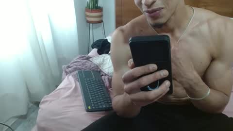 Snapshot of sornero777111 chatting on November 19, 7:25 pm businessman online show from November 19, 7:25 pm