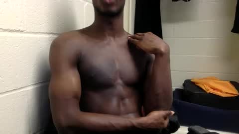 Snapshot of sosexy893943 chatting on December 17, 12:16 am Daniel online show from December 17, 12:16 am