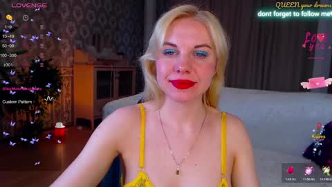 Lisa online show from April 7, 1:28 am