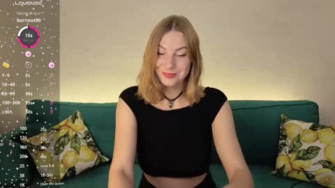 Snapshot of soulmategirl chatting on November 6, 9:10 am SoulMate online show from November 6, 9:10 am