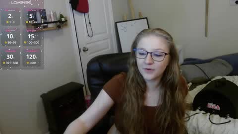 Bunnydathug online show from December 28, 10:47 am