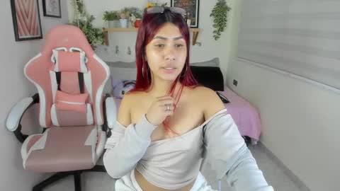 Sarah Valentina online show from October 2, 11:39 am