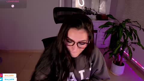 Snapshot of soyabby_ chatting on January 31, 12:06 am Luisa online show from January 31, 12:06 am