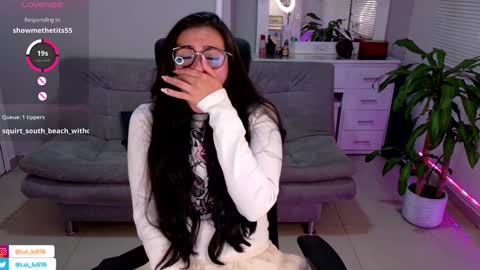 Snapshot of soyabby_ chatting on February 5, 2:29 am Luisa online show from February 5, 2:29 am