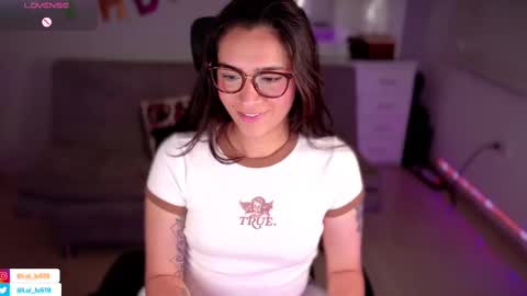 Snapshot of soyabby_ chatting on March 11, 2:32 am Luisa online show from March 11, 2:32 am