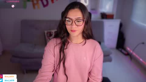 Snapshot of soyabby_ chatting on March 11, 10:09 pm Luisa online show from March 11, 10:09 pm