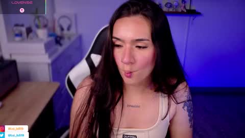 Snapshot of soyabby_ chatting on October 1, 10:49 pm Luisa online show from October 1, 10:49 pm