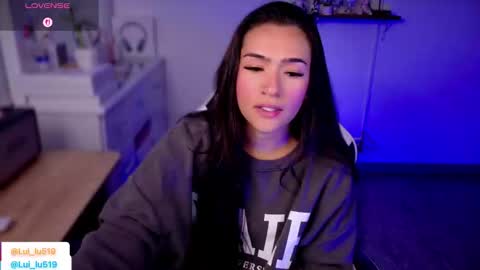 Snapshot of soyabby_ chatting on October 19, 5:13 pm Luisa online show from October 19, 5:13 pm