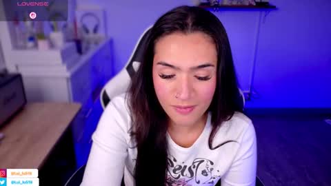 Snapshot of soyabby_ chatting on November 5, 10:43 pm Luisa online show from November 5, 10:43 pm