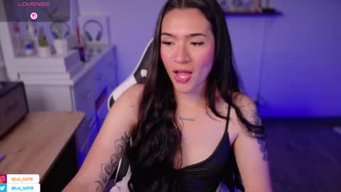 Snapshot of soyabby_ chatting on November 8, 5:34 pm Luisa online show from November 8, 5:34 pm